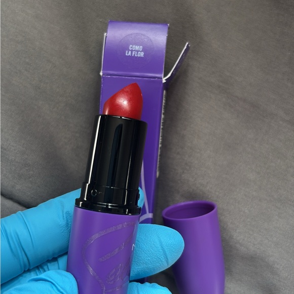 MAC Cosmetics Selena Lipstick Set - Purple Packaging - Picture 3 of 5